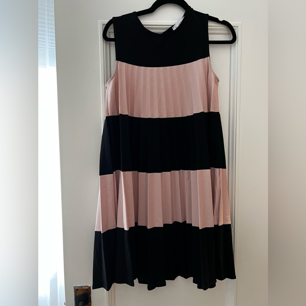 Joseph Ribkoff mod style dress size 4